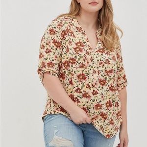 Torrid Harper Rayon Twill Pullover 3/4 Sleeve Floral Blouse - Plus Size 00